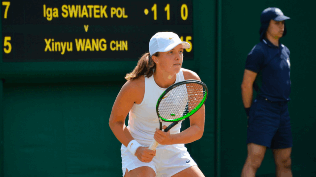 Iga Swiatek using her Prince racket